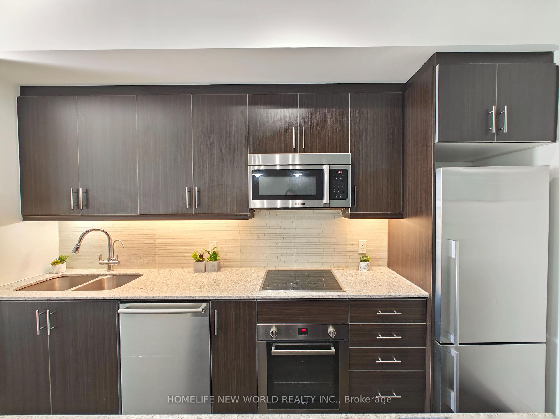 2 Bedrooms Condo at 1 The Esplanade, Toronto For sale