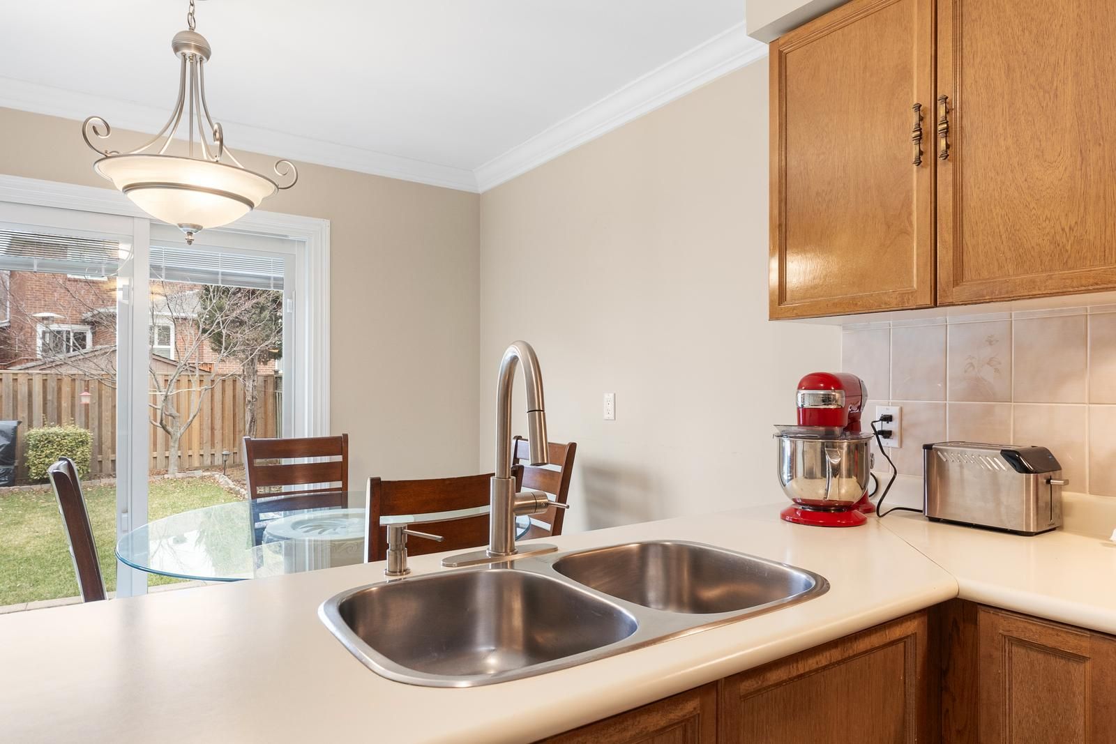 130 Pentland Crescent