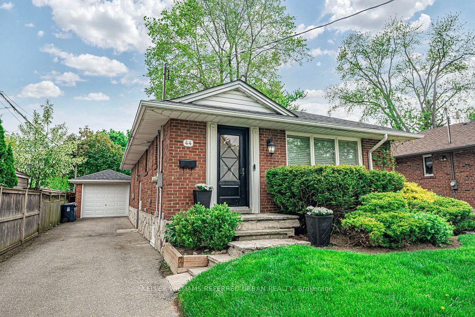 44 Burnelm Drive, Toronto, ON M6B 4N3