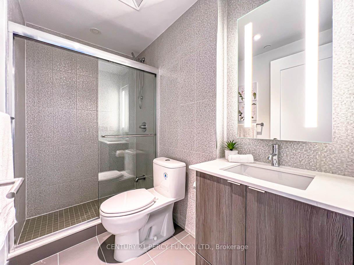 3 Bedrooms Condo at 585 Bloor, Toronto For sale