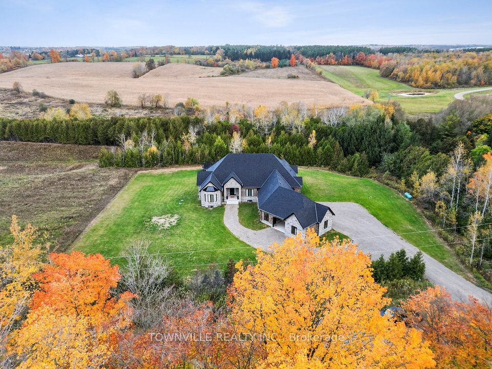 9042 Sideroad 10