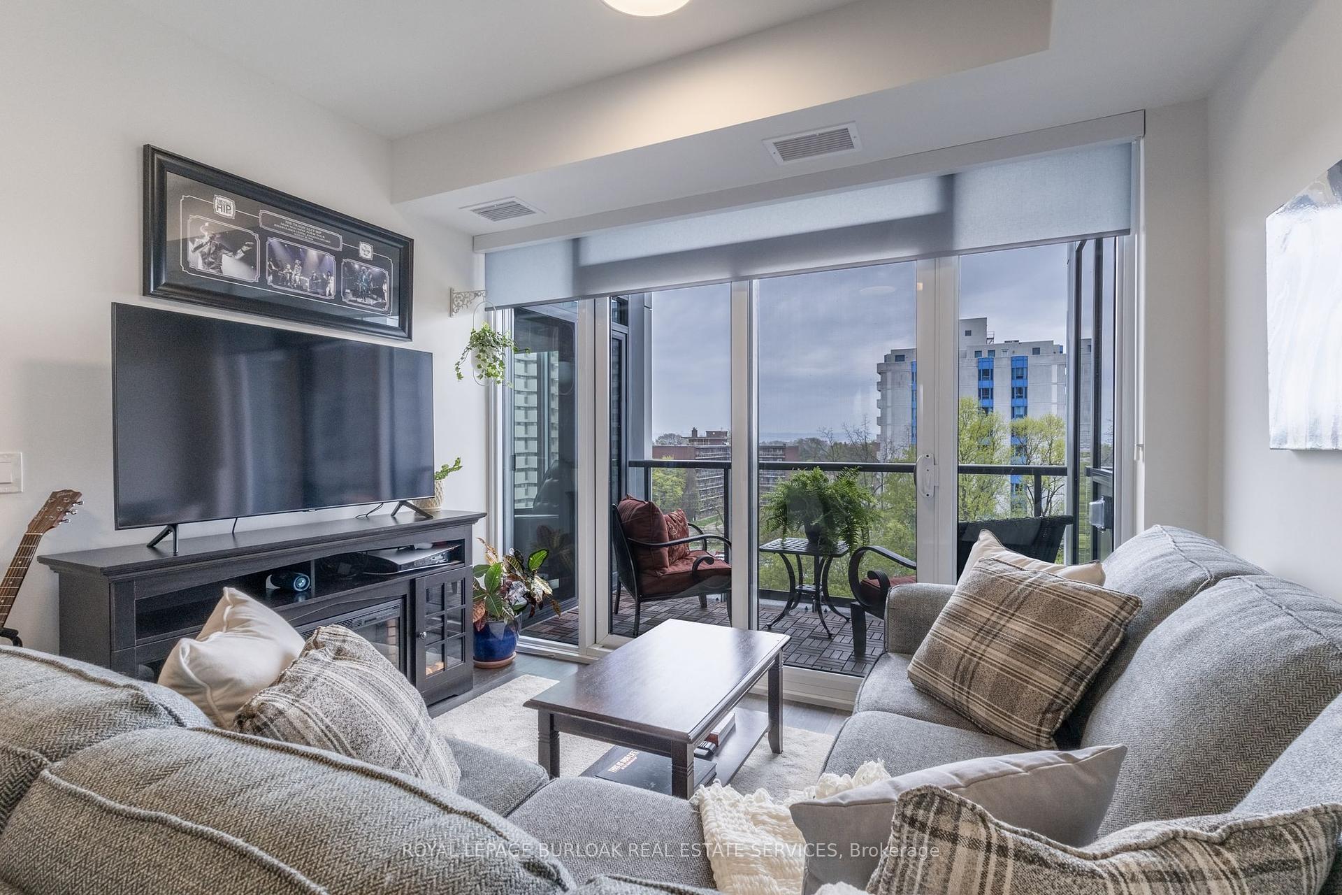 1 Bedroom Condo at 500 Brock, Burlington For sale