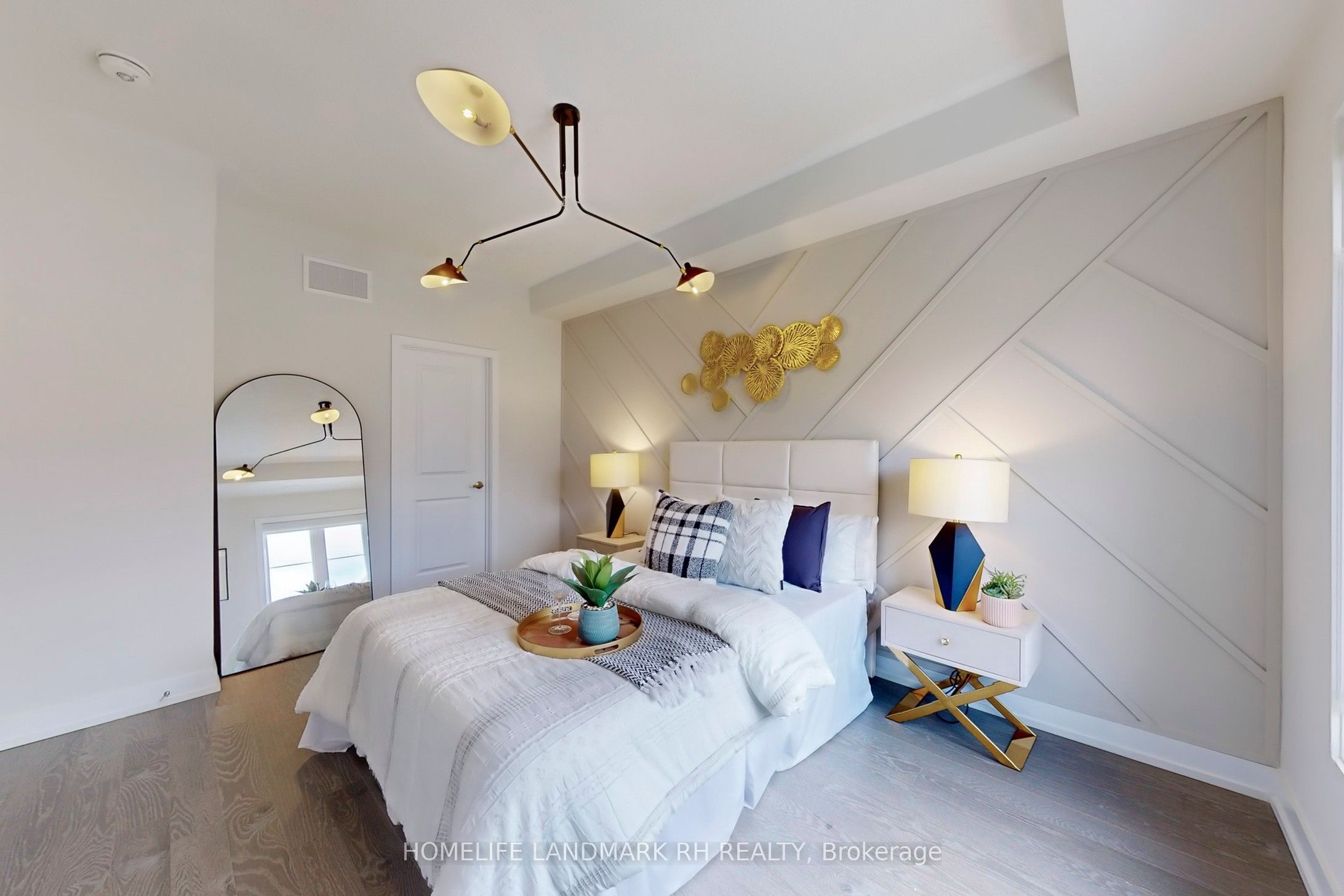 9 Guardhouse Crescent