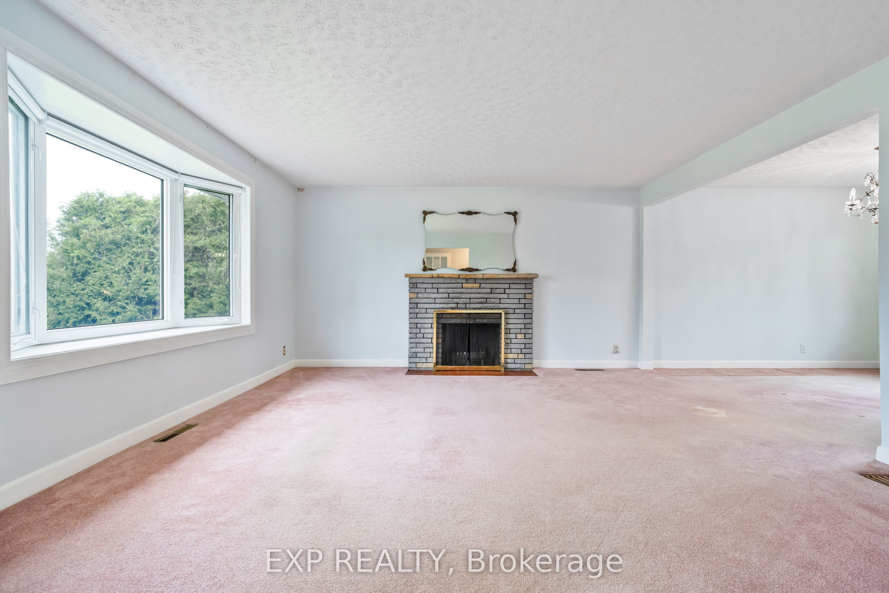 18 Brookdale Avenue