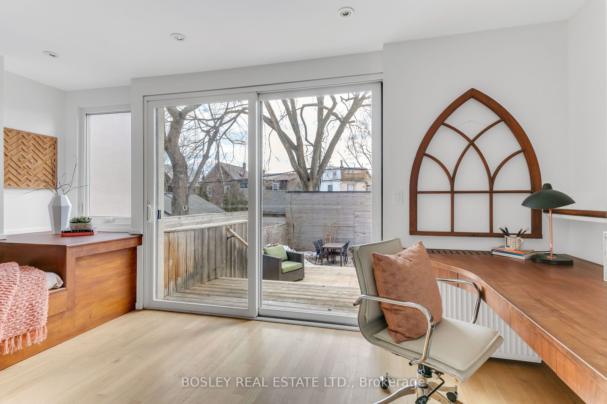 41 Grandview Avenue