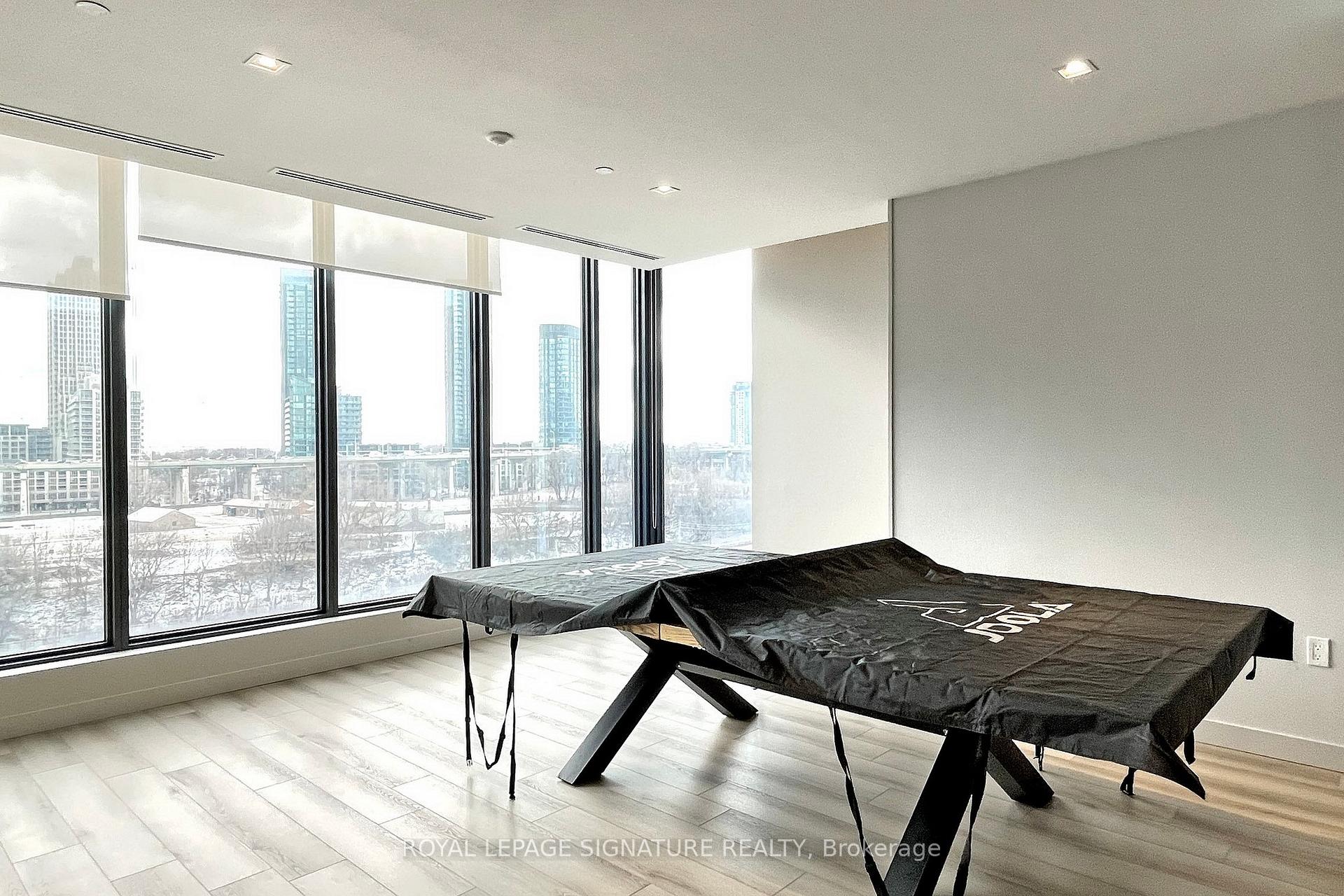 2 Bedrooms Condo at 9 Tecumseth, Toronto For sale