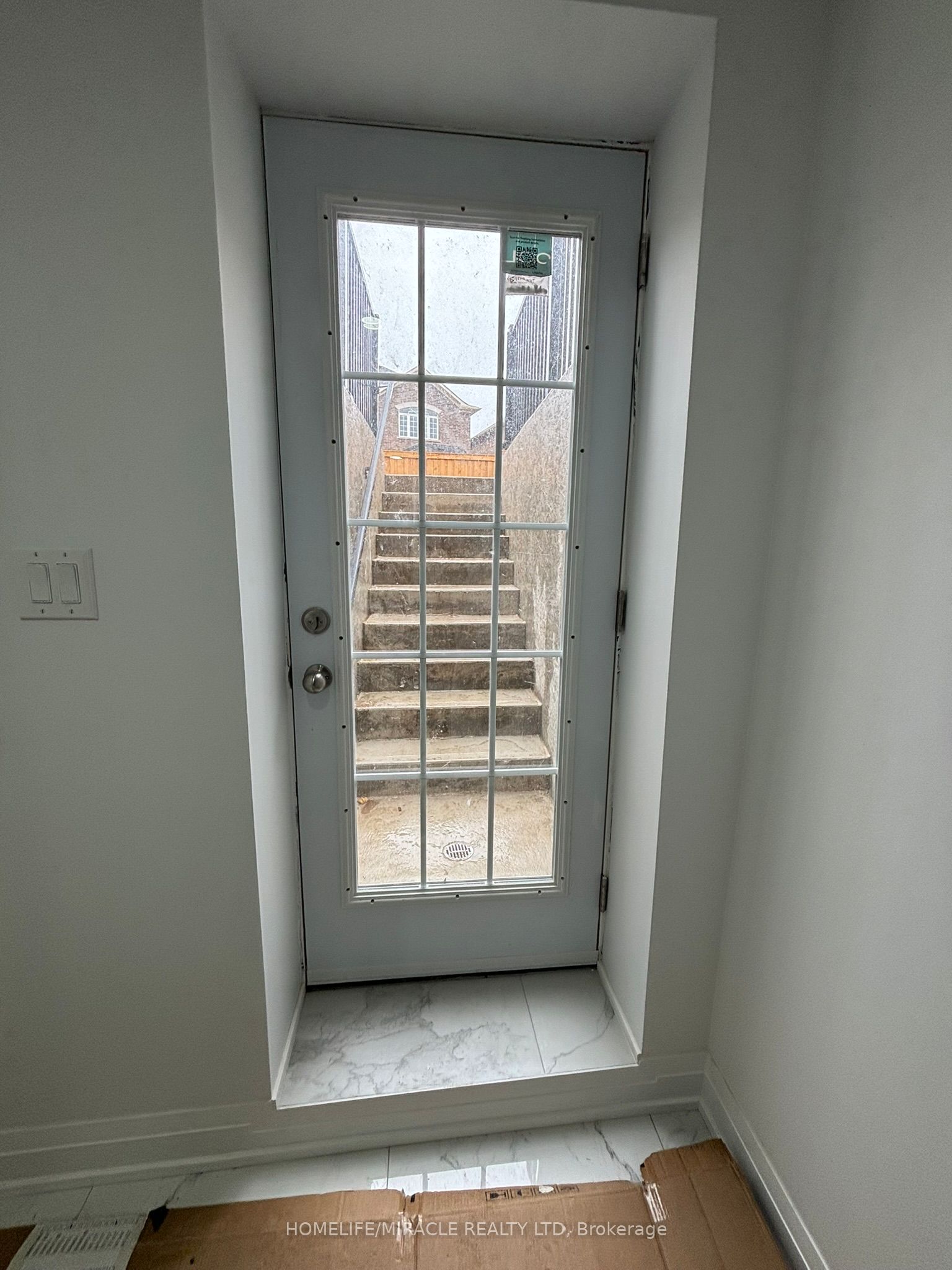 12 Rosewell Crescent