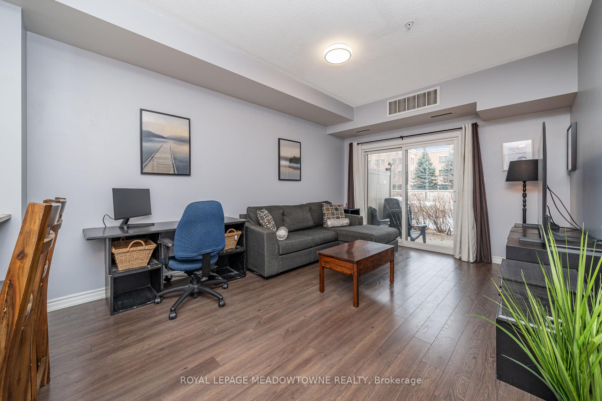 1 Bedroom Condo at 570 Lolita, Mississauga For sale