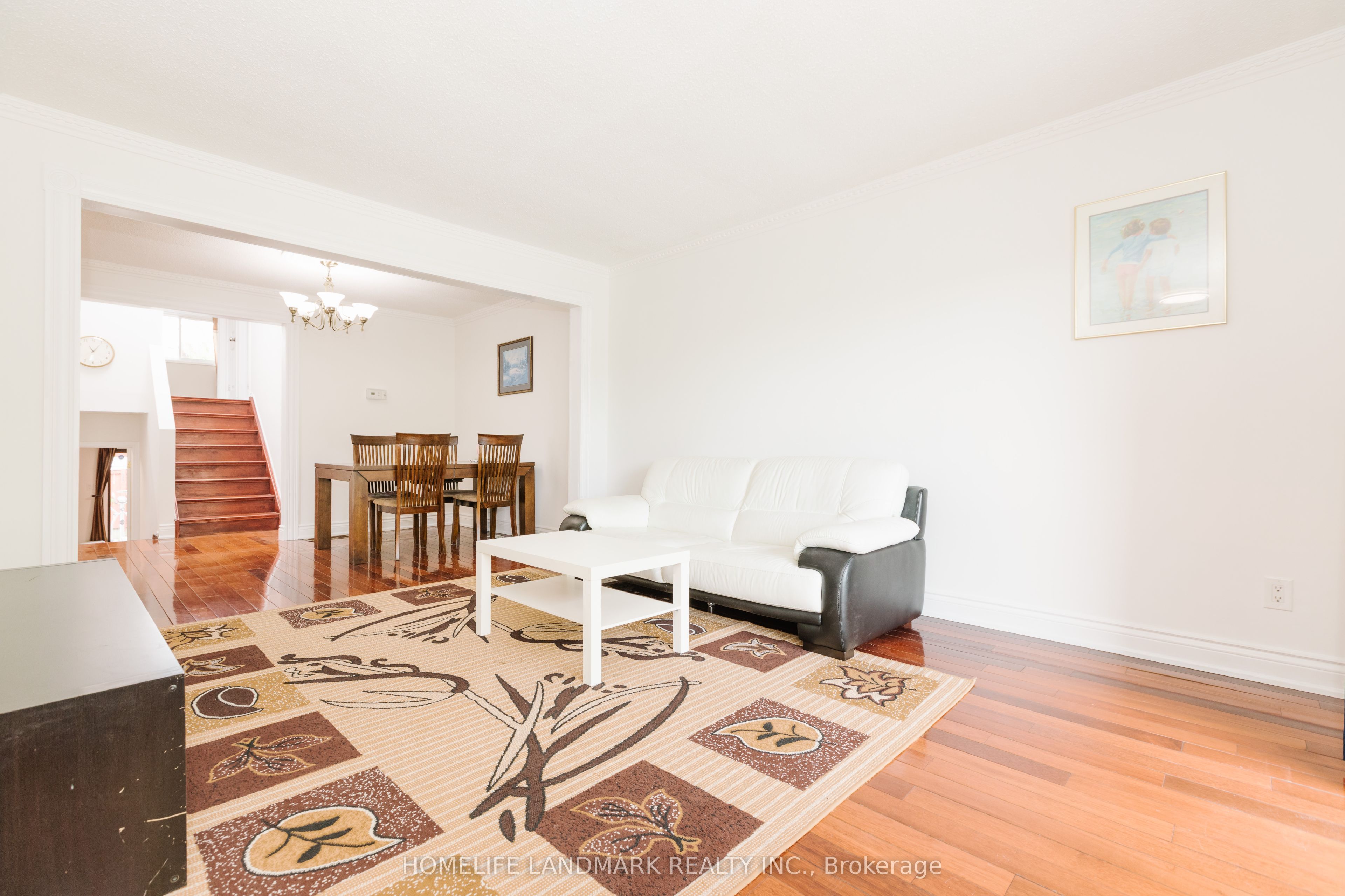 82 Dafoe Crescent
