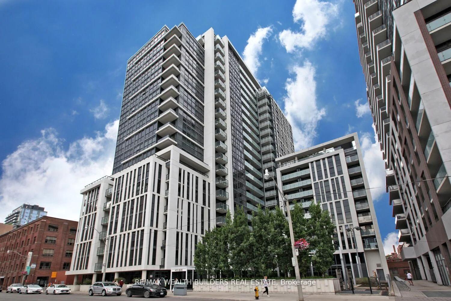 2 Bedrooms Condo at 400 Adelaide, Toronto For sale