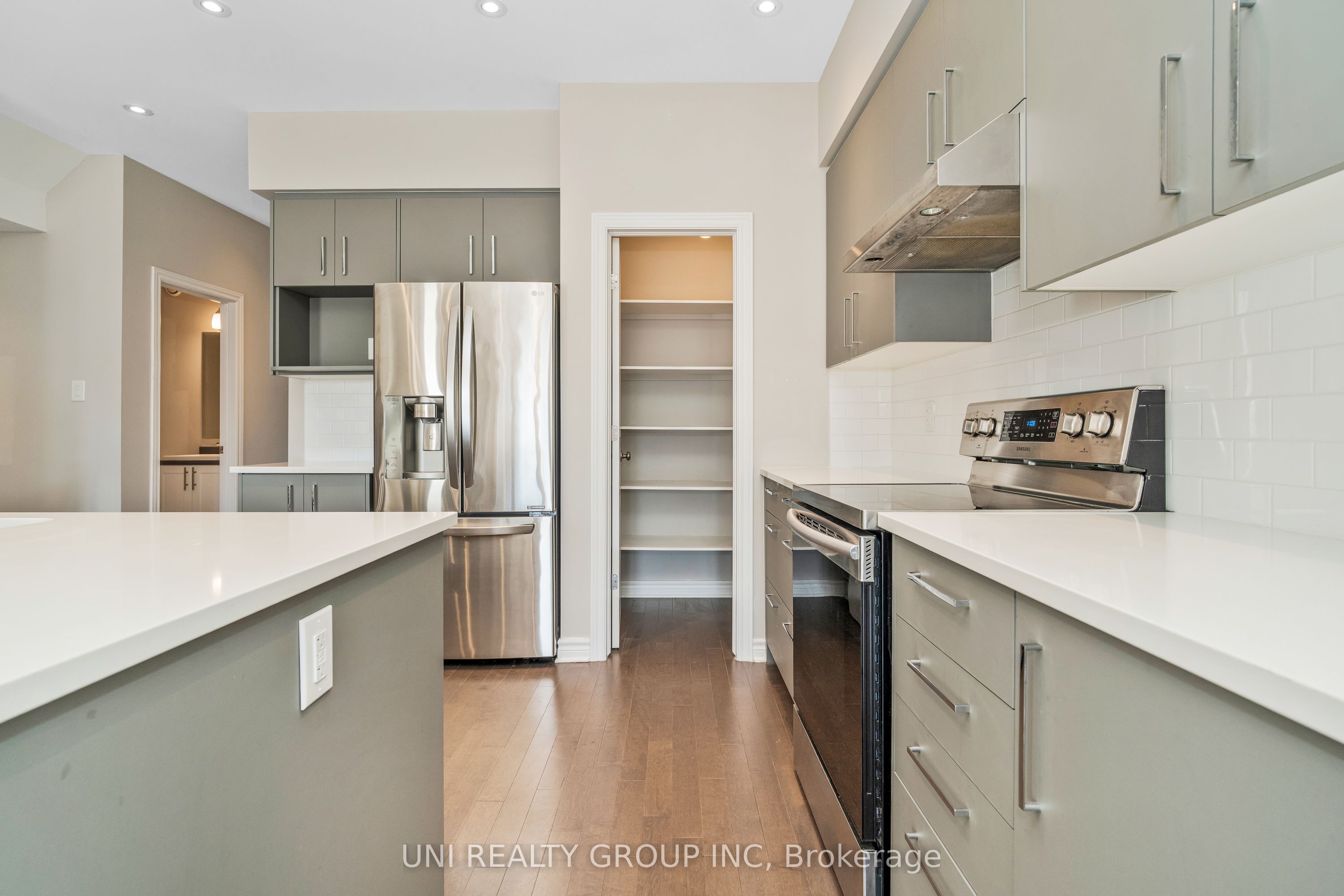 525 Markdale Terrace