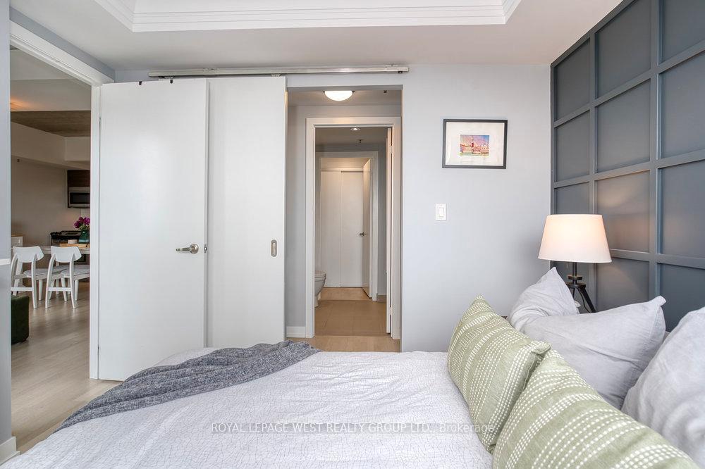 1 Bedroom Condo at 51 Lady Bank, Toronto For sale