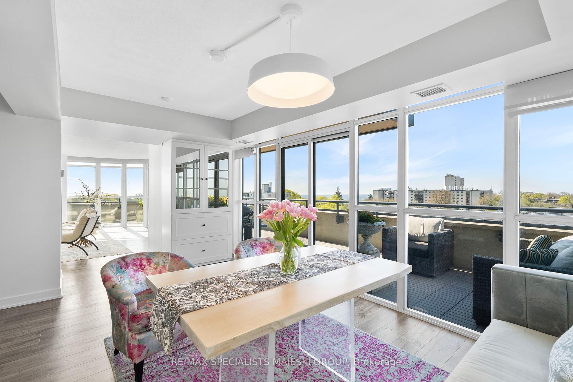 3 Bedrooms Condo at 11 Superior, Toronto For sale