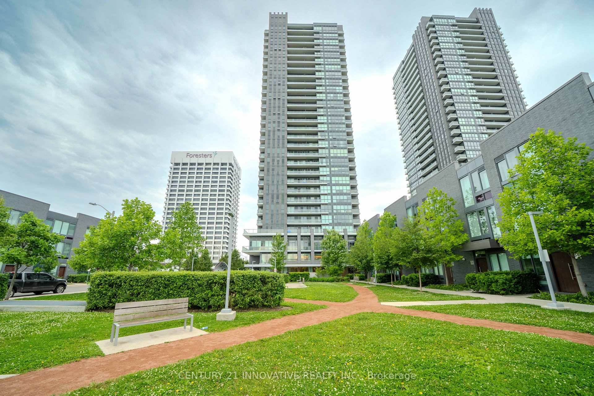 1 Bedroom Condo at 2 Sonic, Toronto For sale