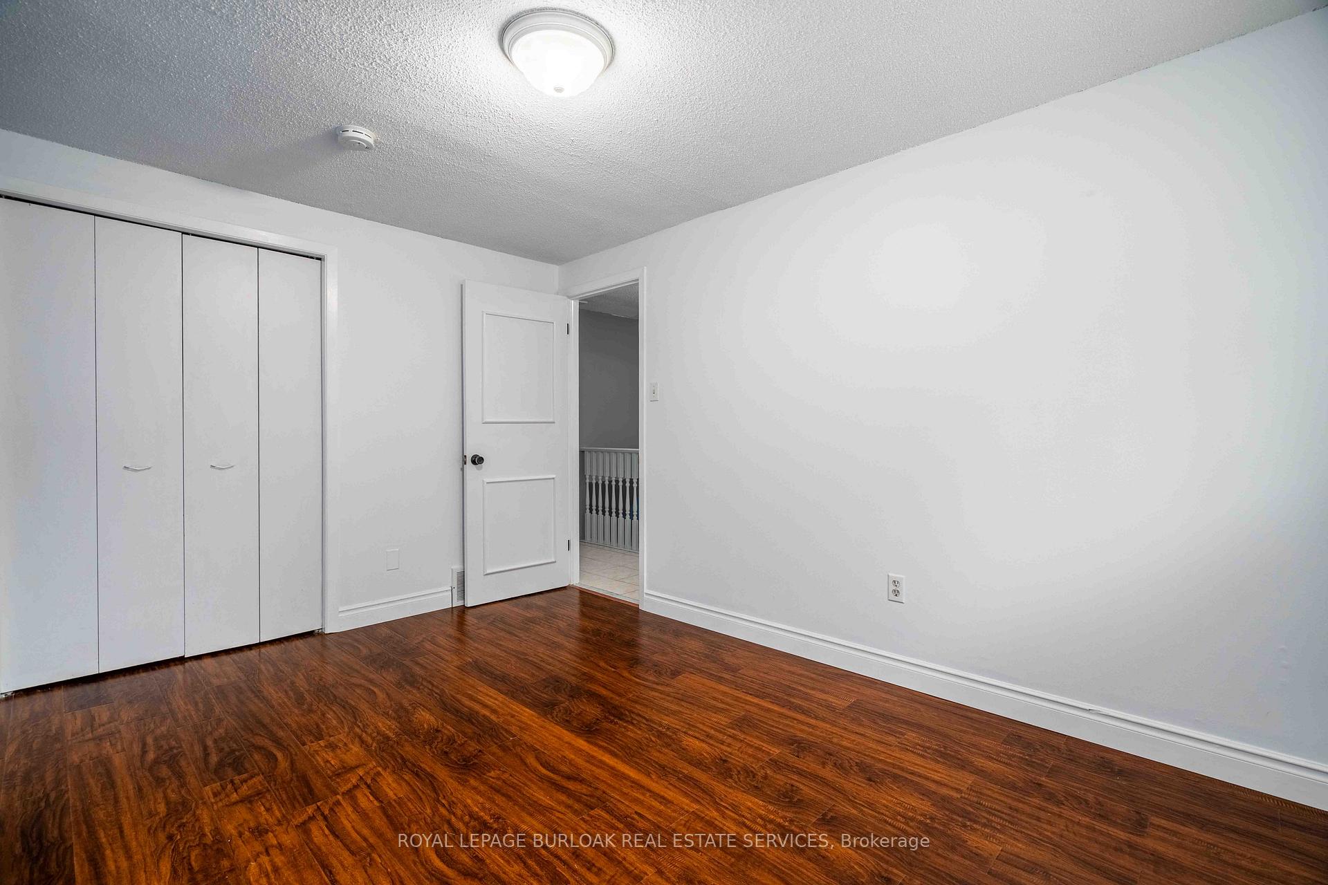 4 Bedrooms Condo at 117 Bonaventure, Hamilton For sale
