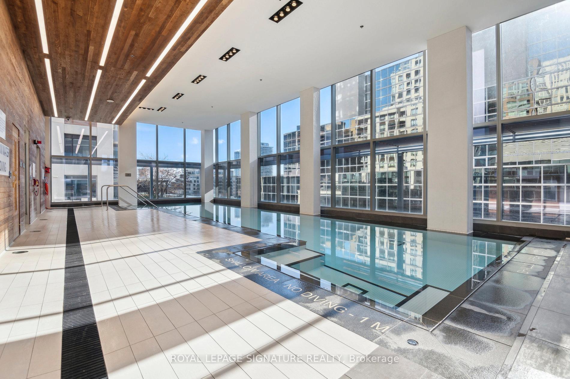 2 Bedrooms Condo at 88 Scott, Toronto For sale