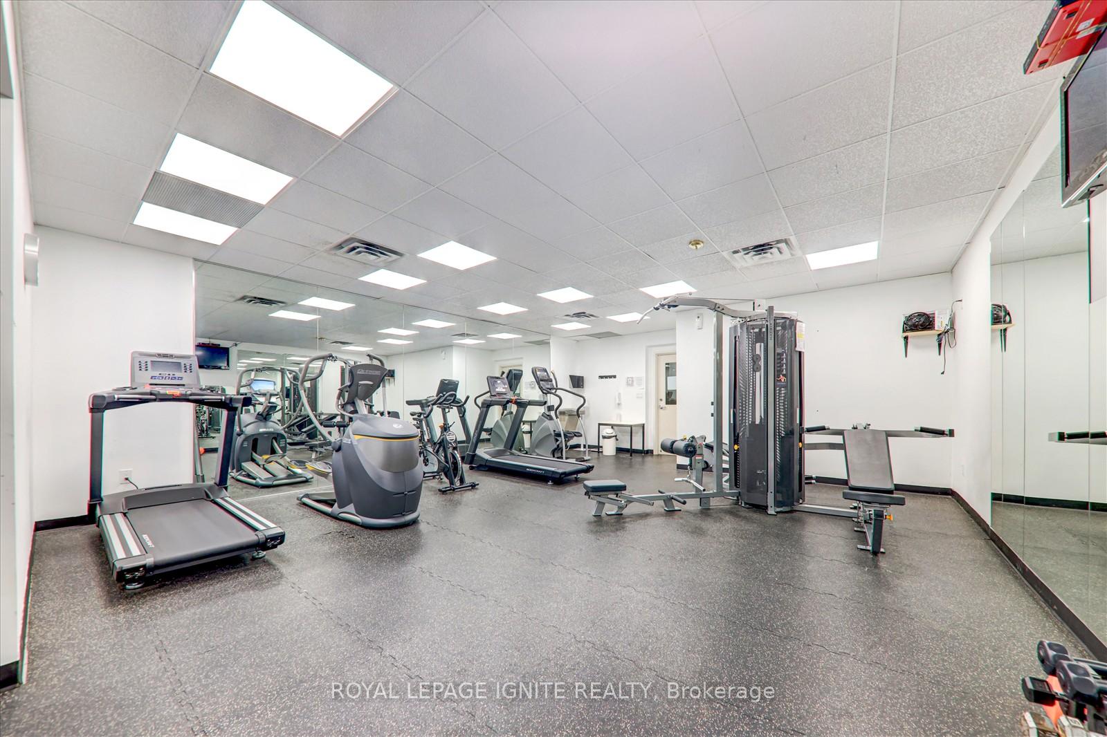 3 Bedrooms Condo at 131 Torresdale, Toronto For sale