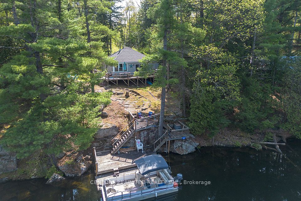 11085 Gull River