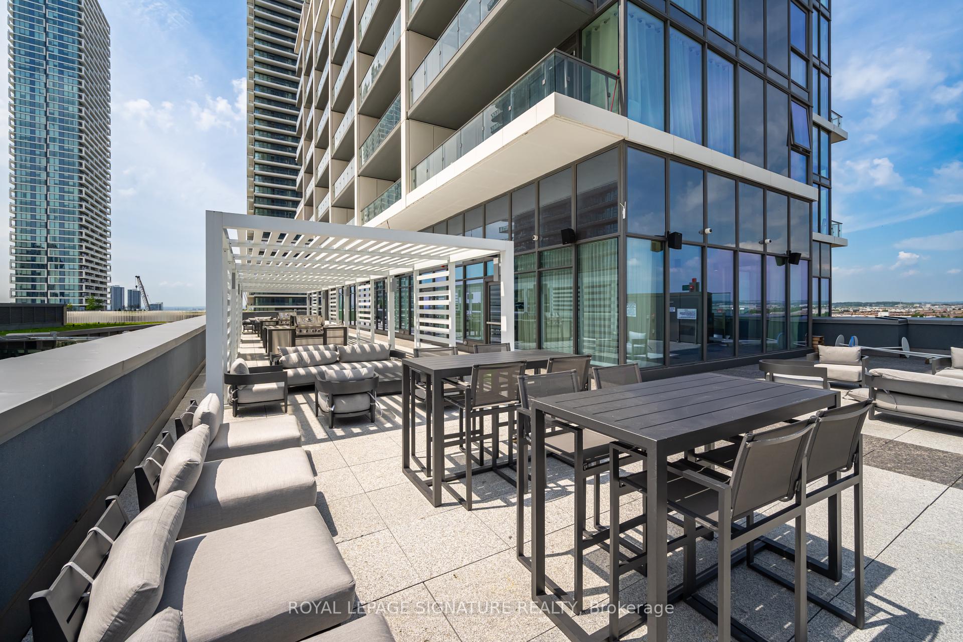 2 Bedrooms Condo at 7890 Jane, Vaughan For sale
