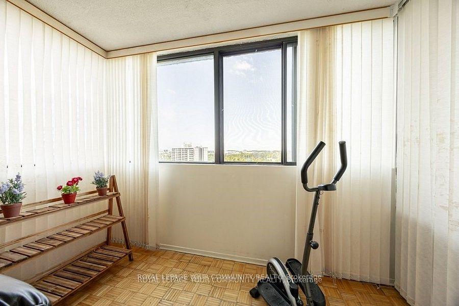 4 Bedrooms Condo at 133 Torresdale, Toronto For sale