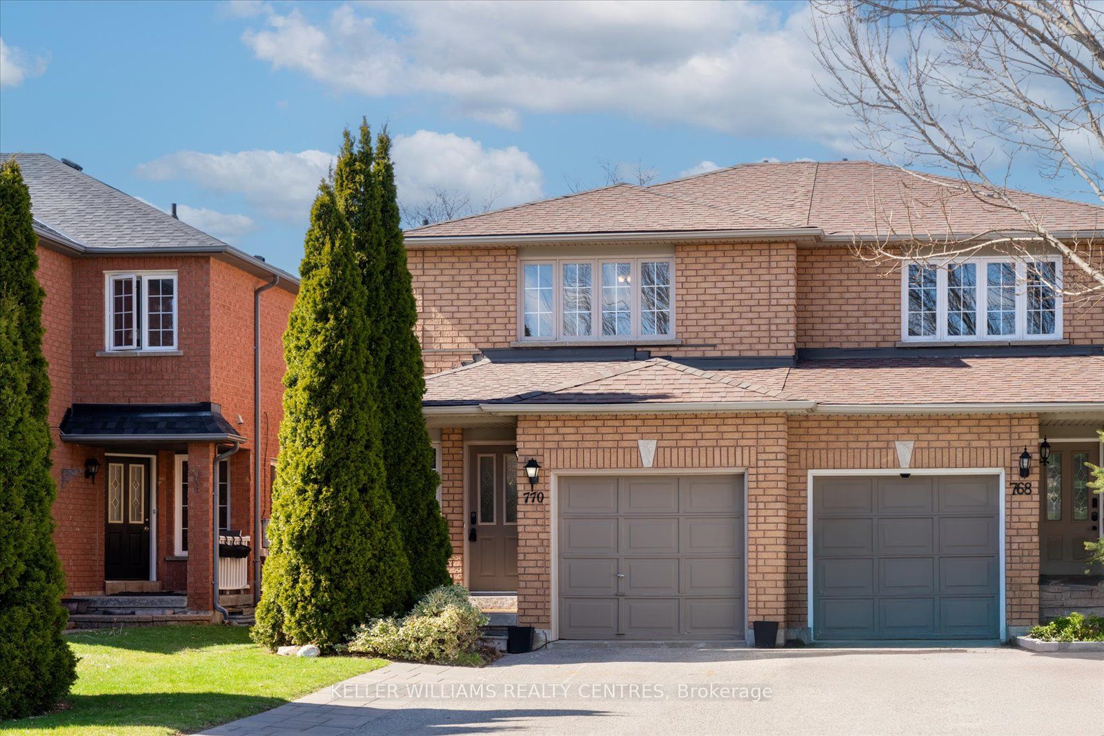 770 Walpole Crescent