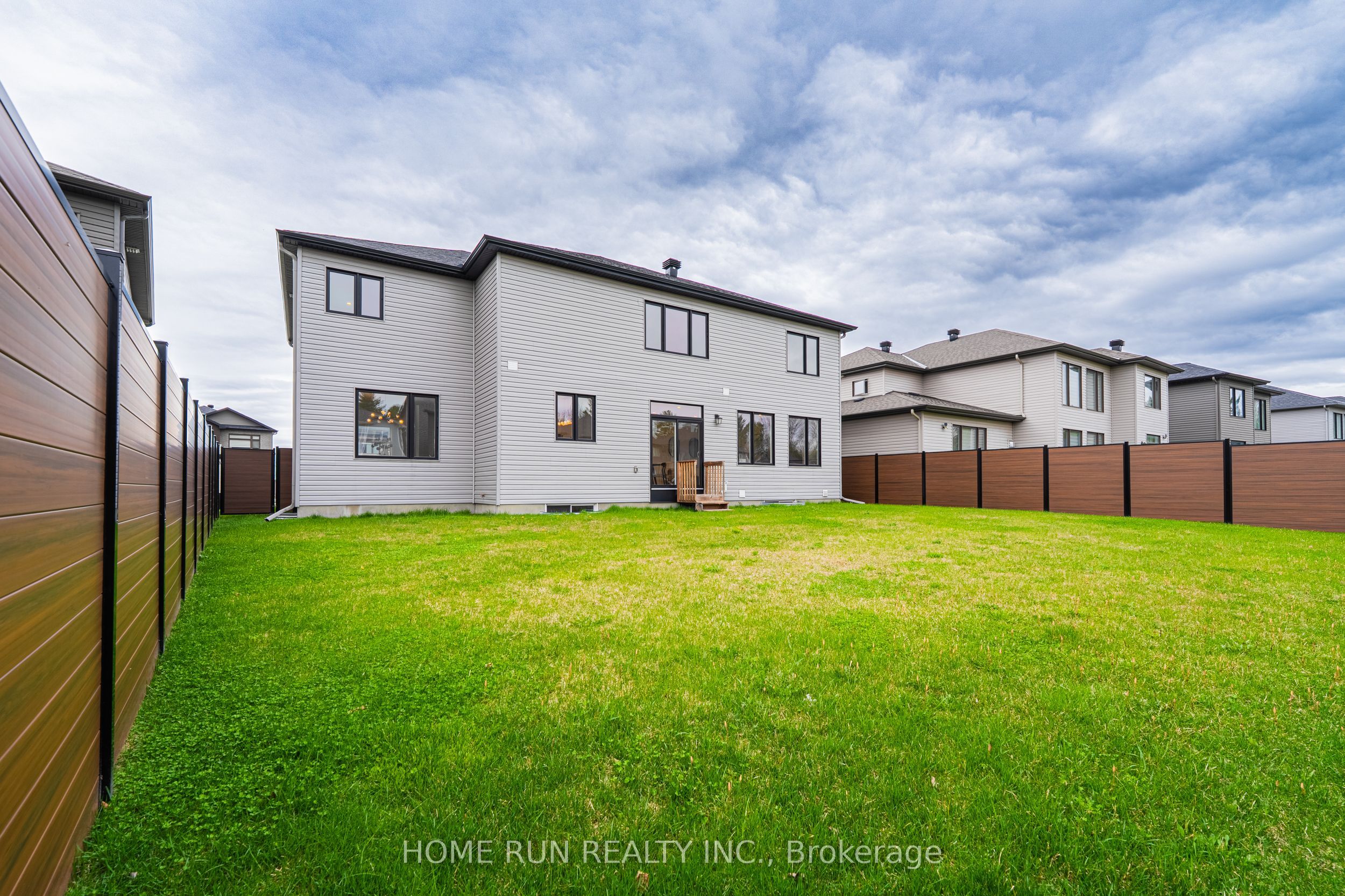 527 Albert Boyd Private