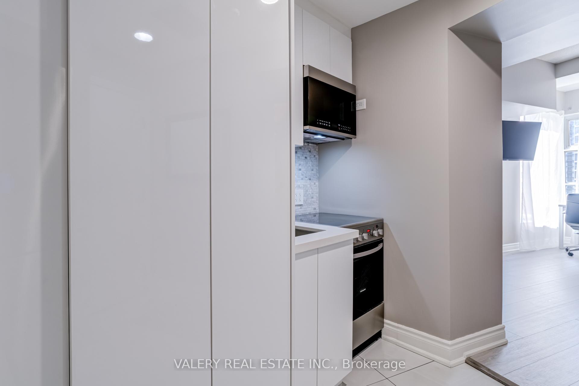 Condo at 1 King, Toronto For sale