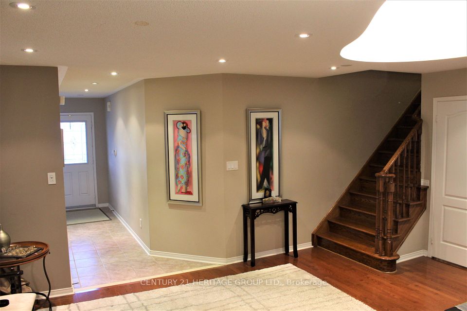 185 River Ridge Boulevard, Aurora, ON L4G 7T7