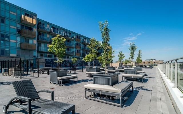 3 Bedrooms Condo at 156 Portland, Toronto For sale