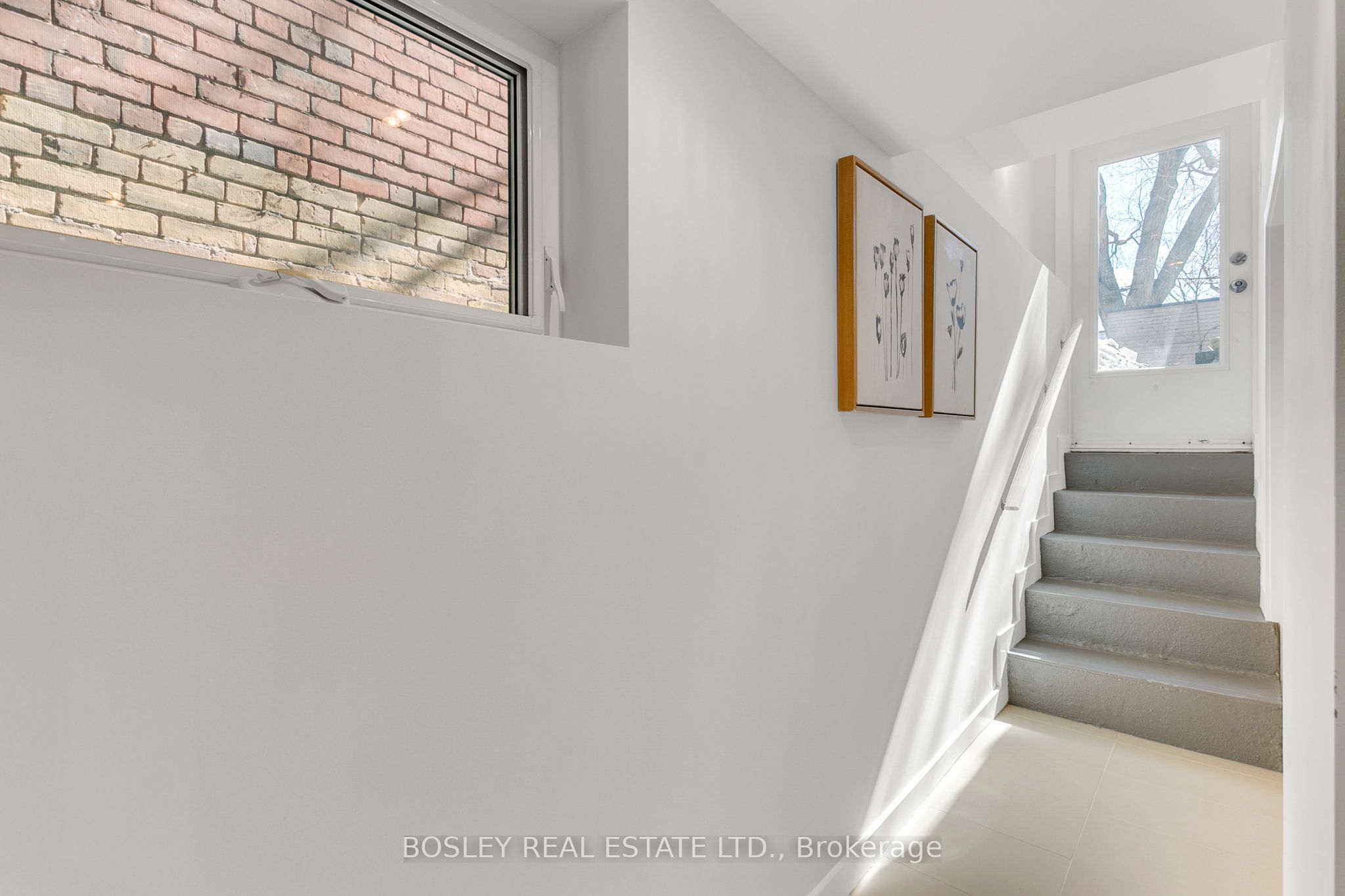 41 Grandview Avenue