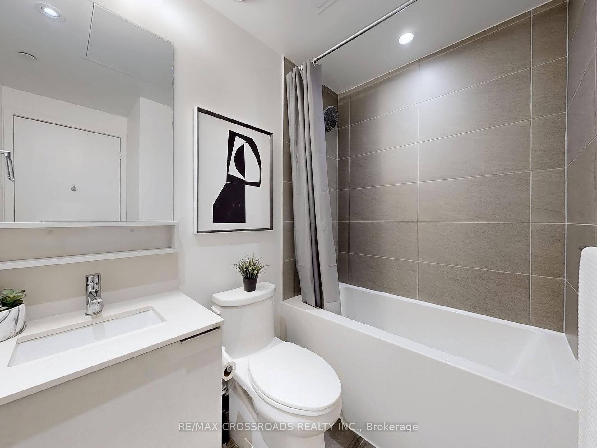 1 Bedroom Condo at 950 Portage, Vaughan For sale