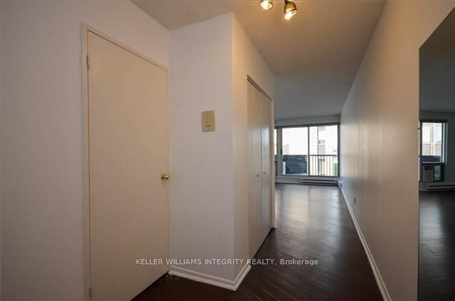 1380 Prince of Wales Drive N, #202