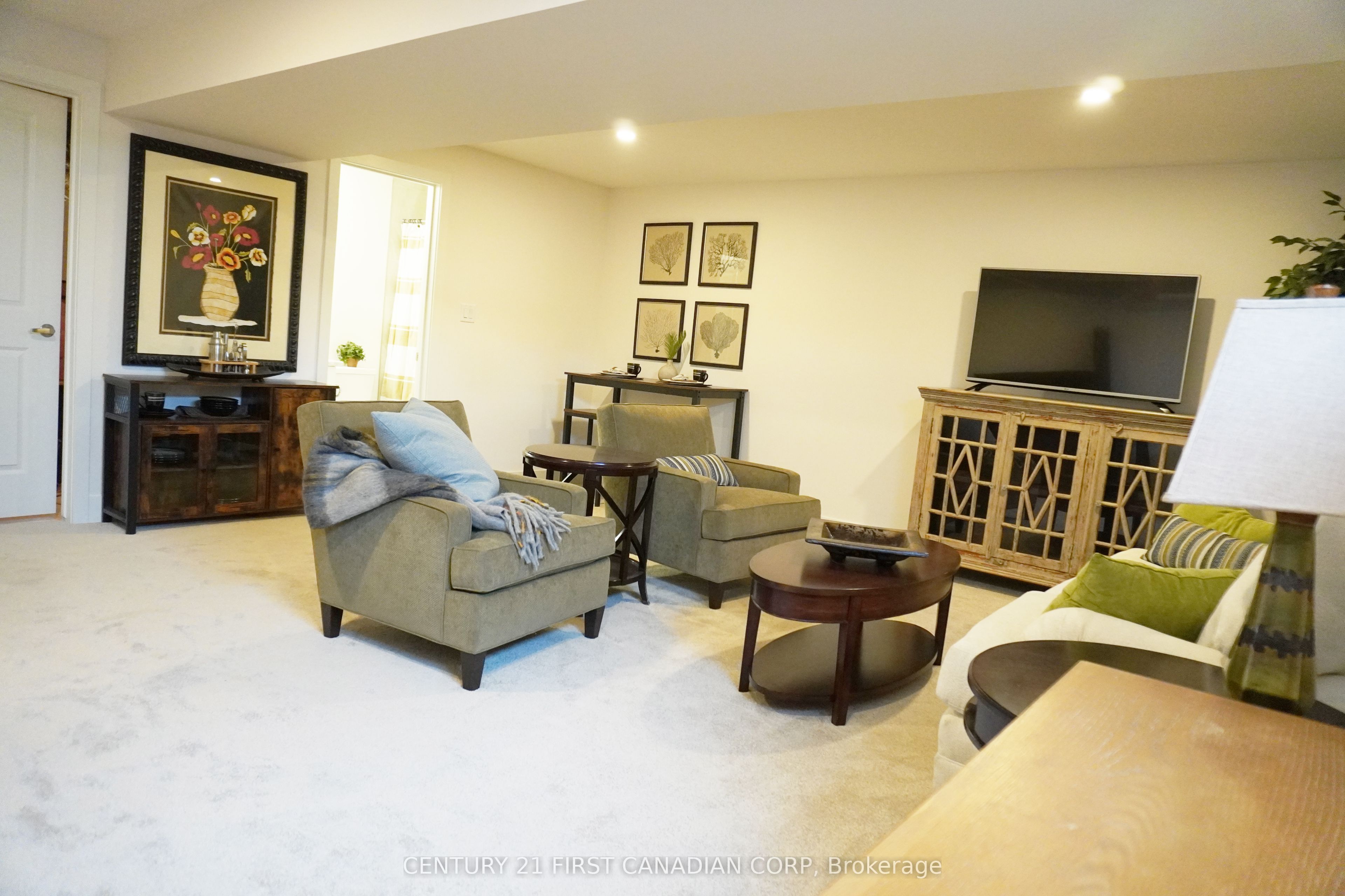 522 Gatestone Road, London, ON N6M 0A2
