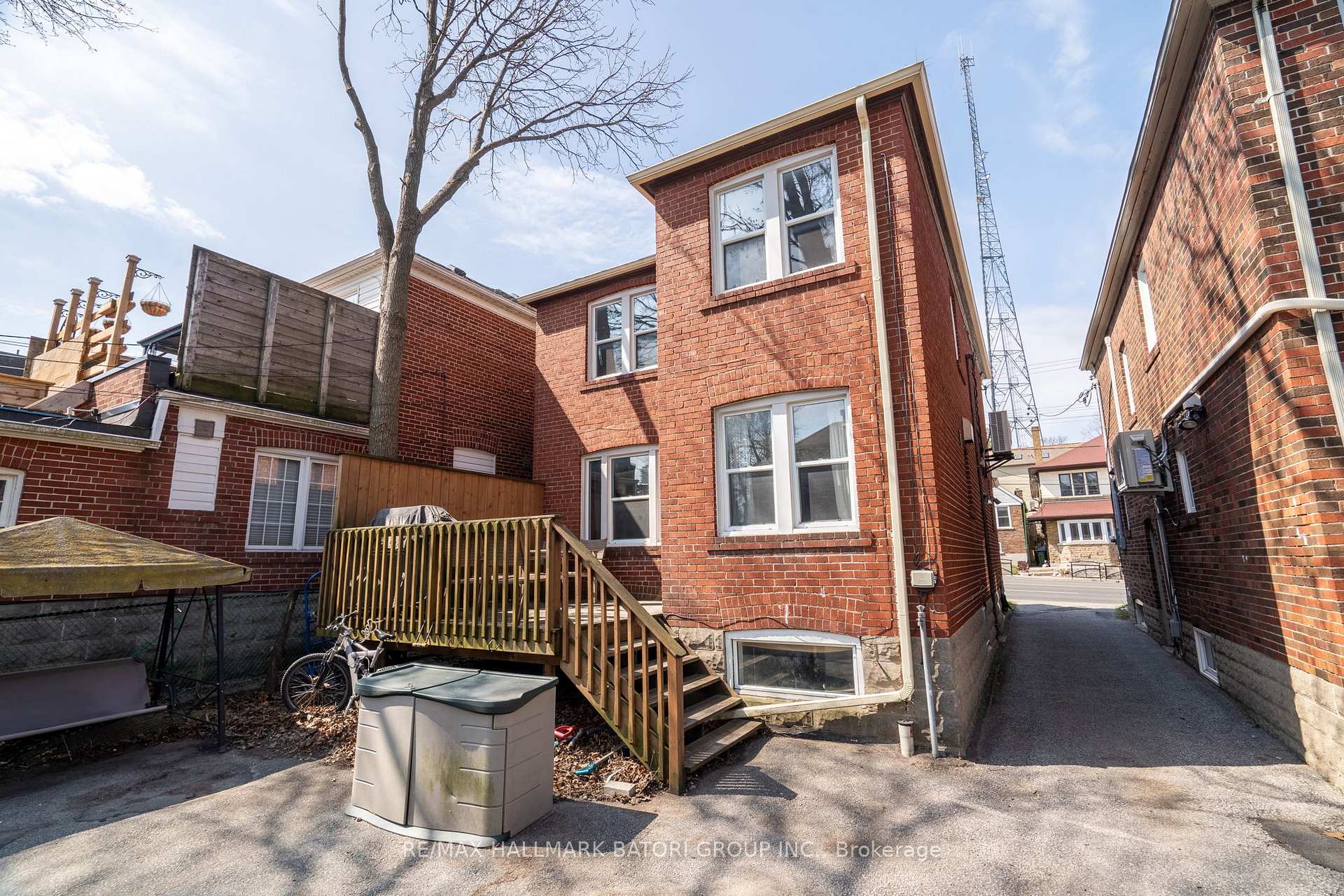 1119 Avenue Road, Toronto, ON M5N 2E5