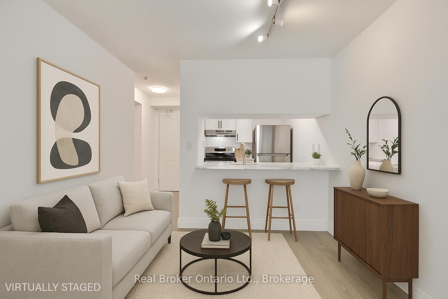 2 Bedrooms Condo at 222 The Esplanade, Toronto For sale