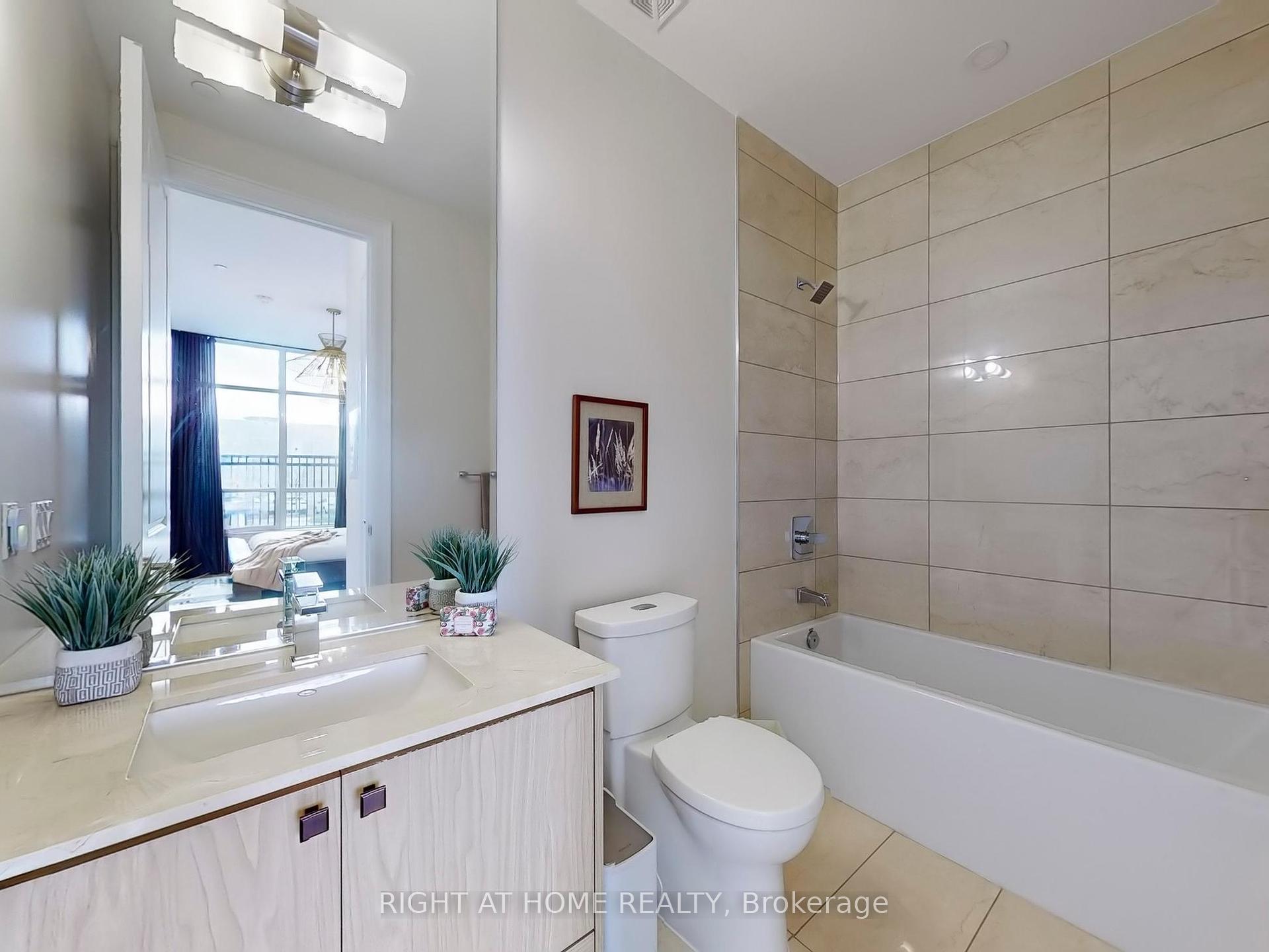 2 Bedrooms Condo at 9075 Jane, Vaughan For sale