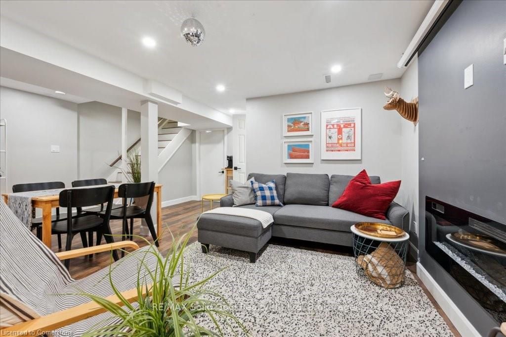 104 Kingswood Drive, #17