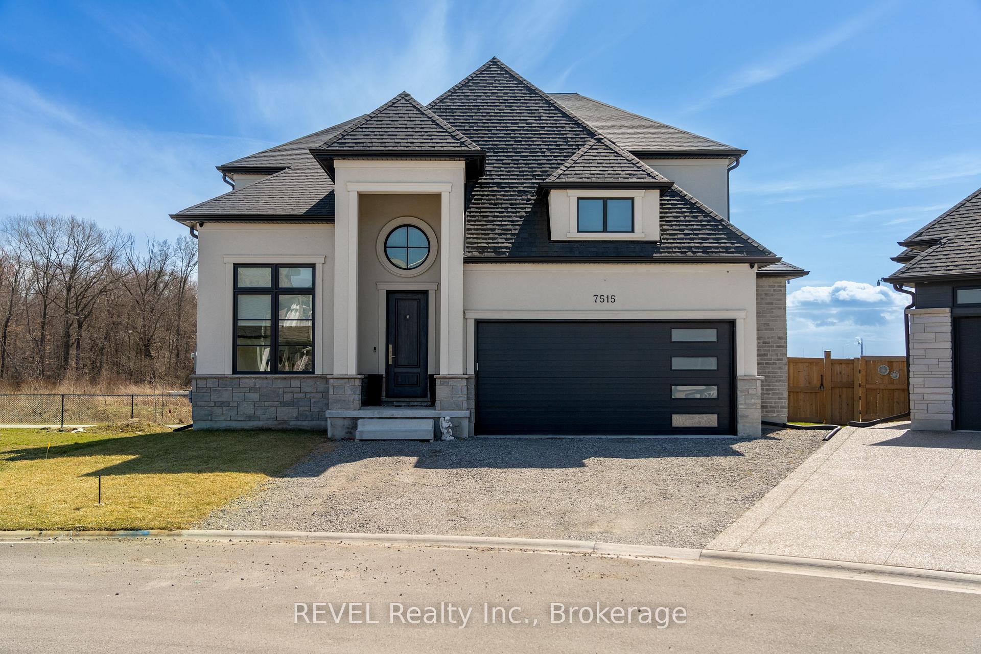 7515 Sherrilee Crescent, Niagara Falls, ON L2H 3T4