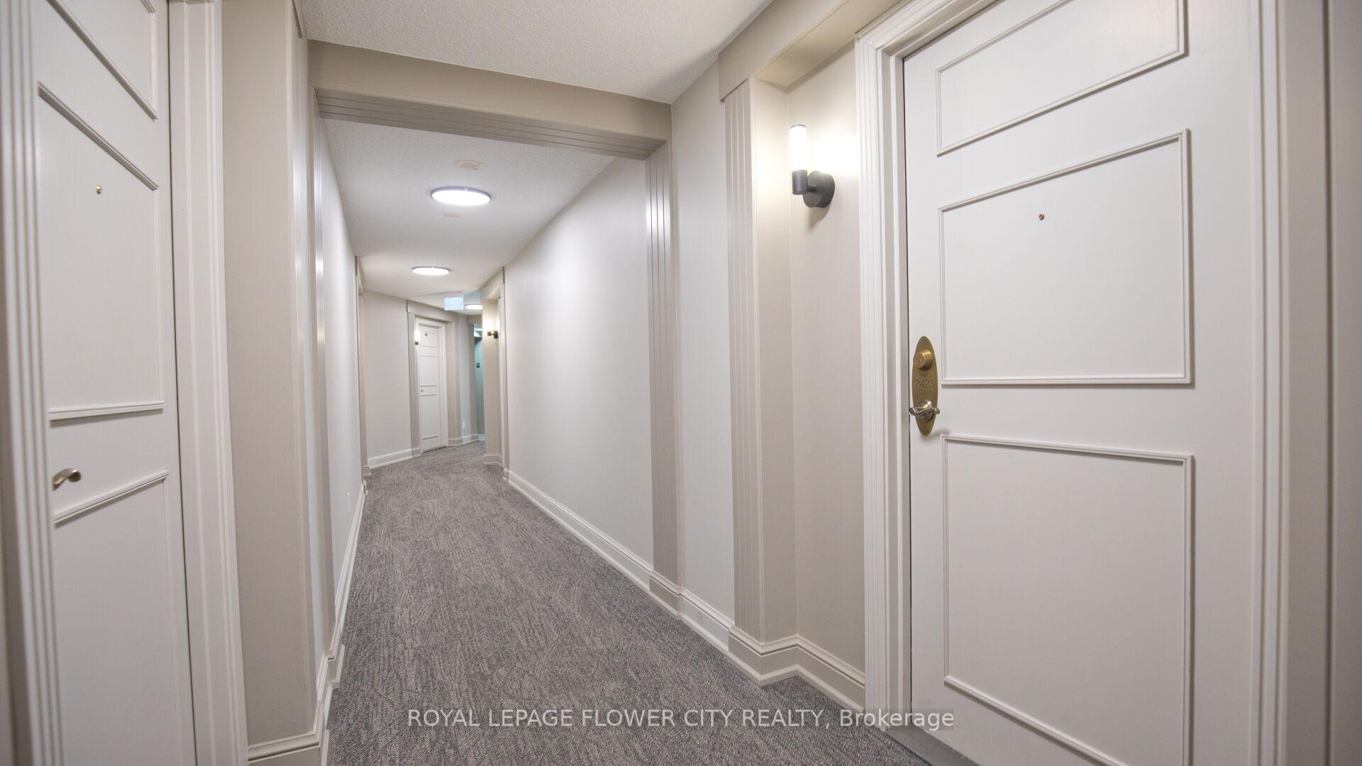 2 Bedrooms Condo at 700 Humberwood, Toronto For sale