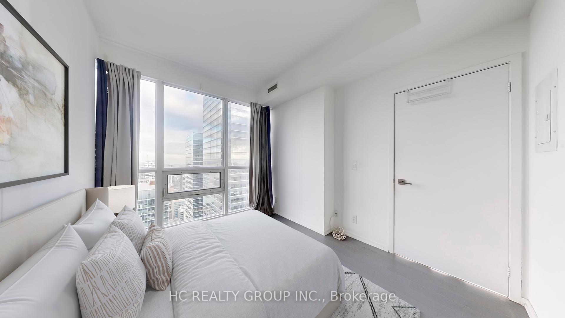2 Bedrooms Condo at 70 Temperance, Toronto For sale