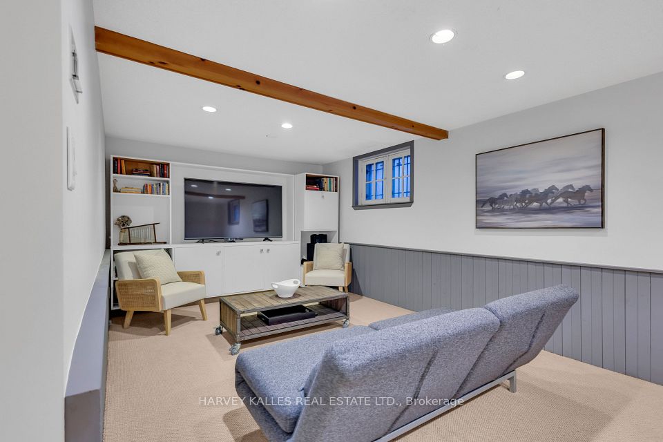 27 Peveril Hill S