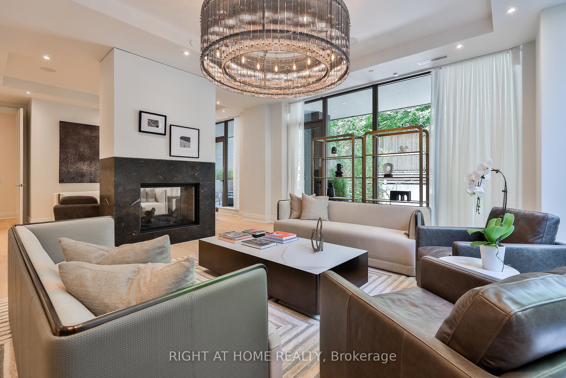 4 Bedrooms Condo at 10 Prince Arthur, Toronto For sale