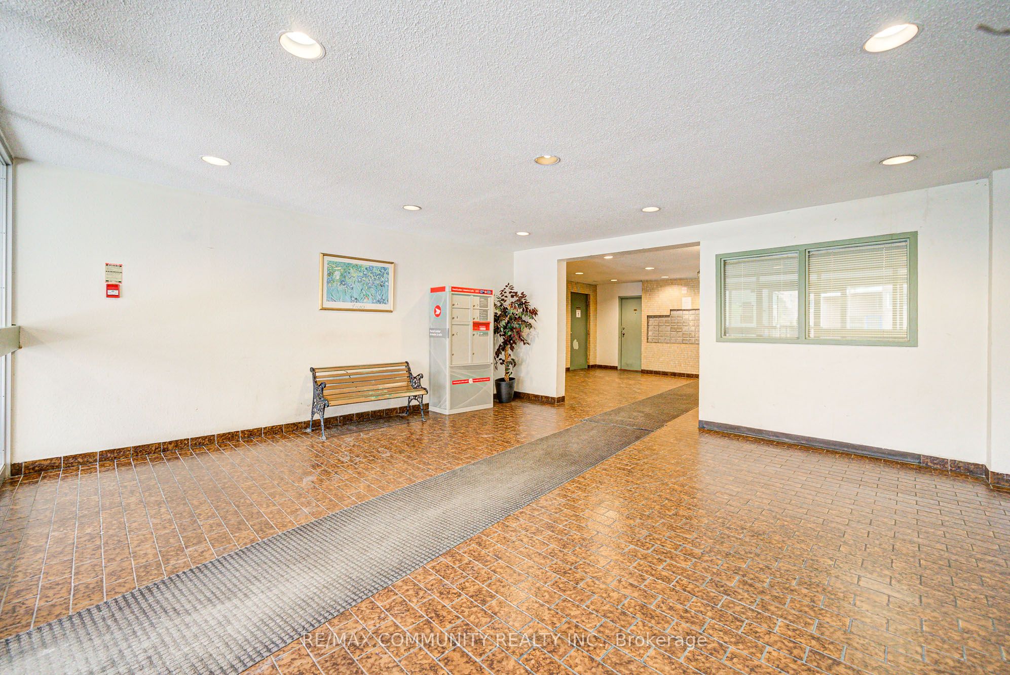 100 Mornelle Court, #1078