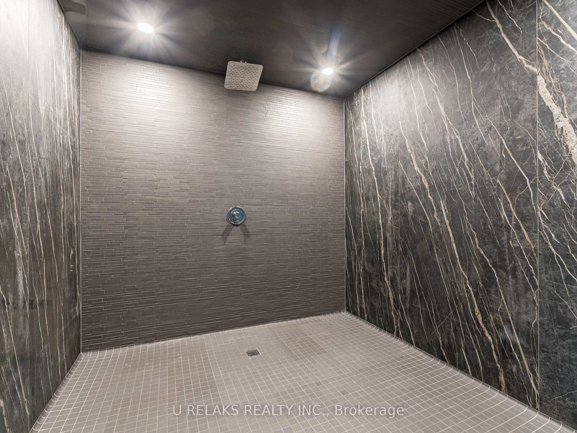 2 Bedrooms Condo at 251 Manitoba,  Toronto For sale