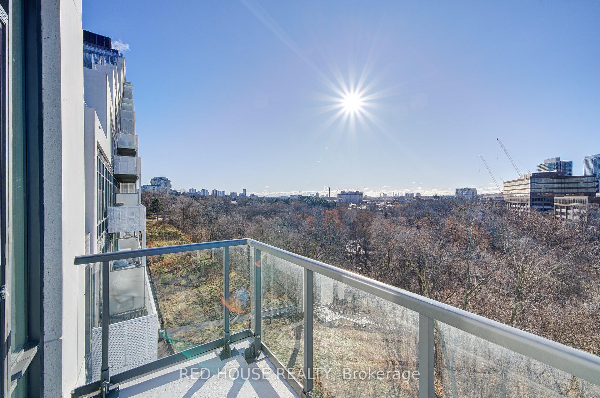 3 Bedrooms Condo at 25 Adra Grado, Toronto For sale