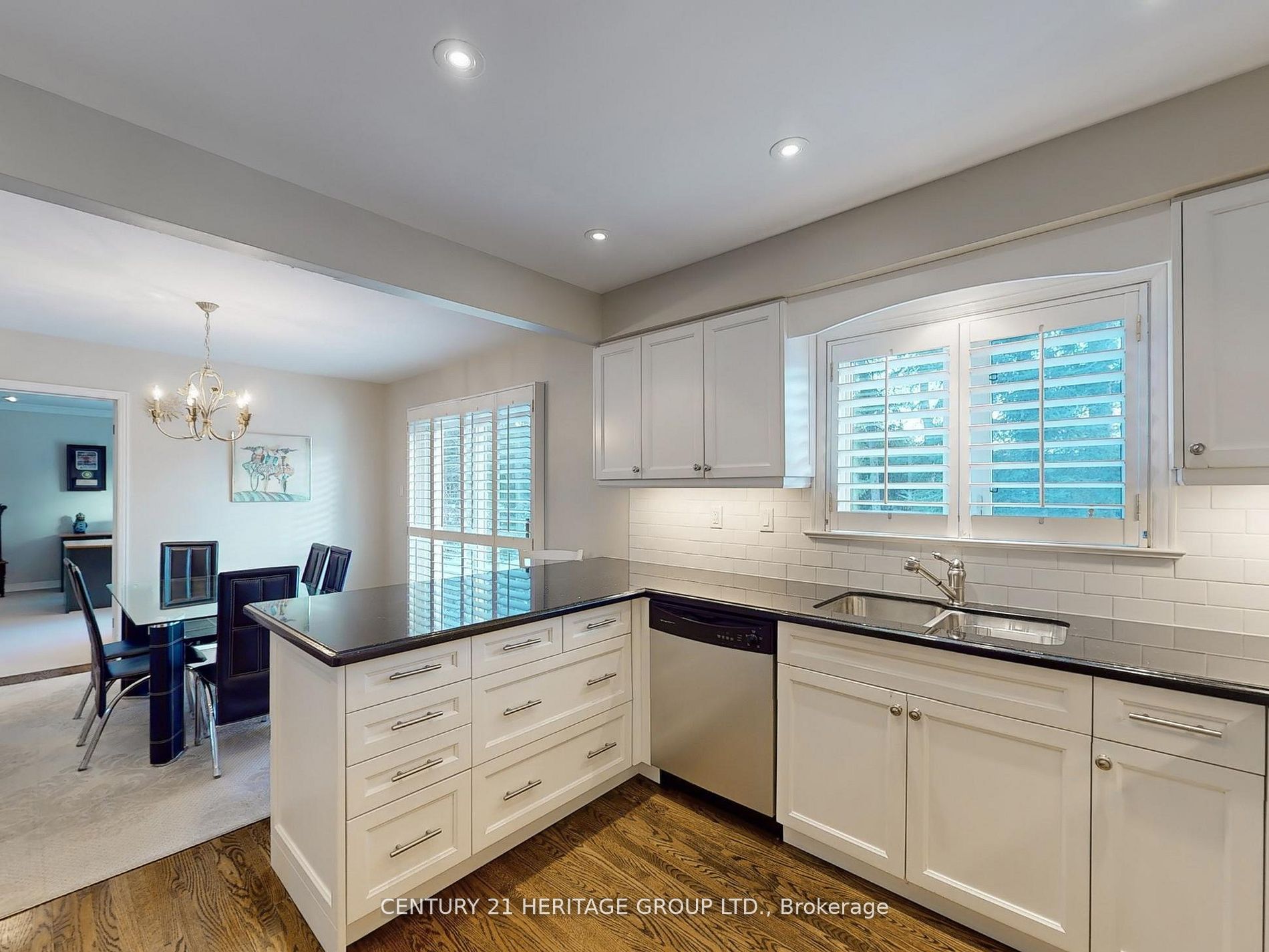 35 Forest Park Crescent