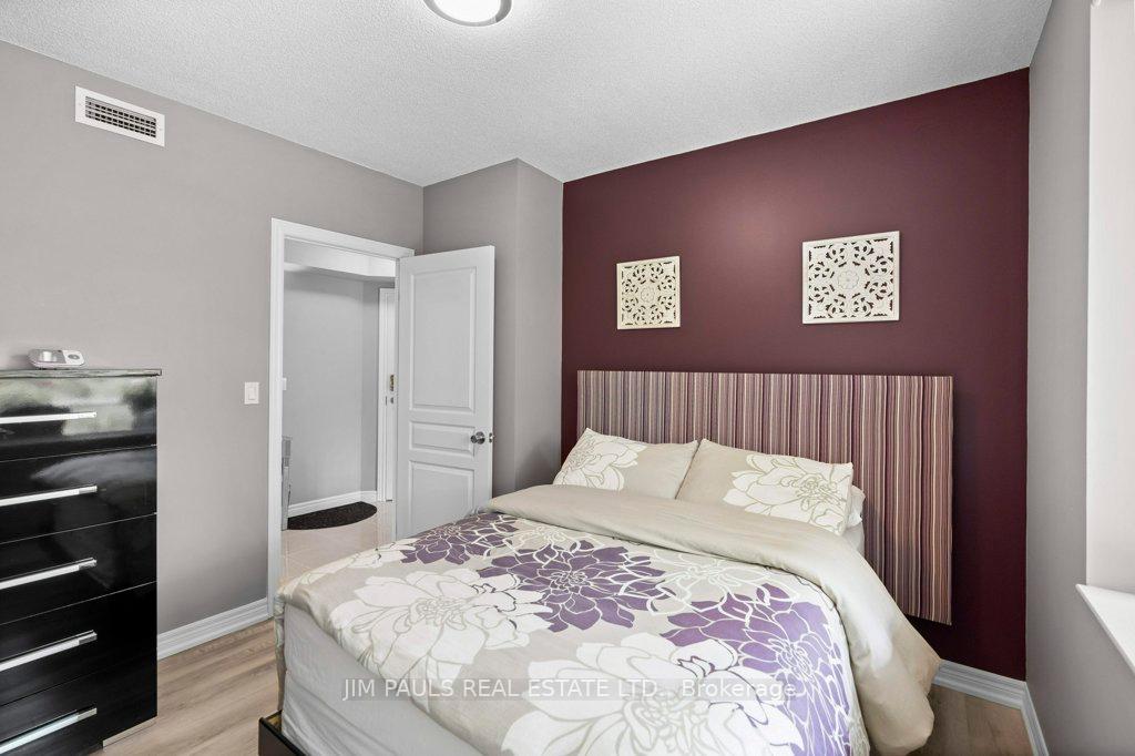 2 Bedrooms Condo at 77 Governors, Hamilton For sale