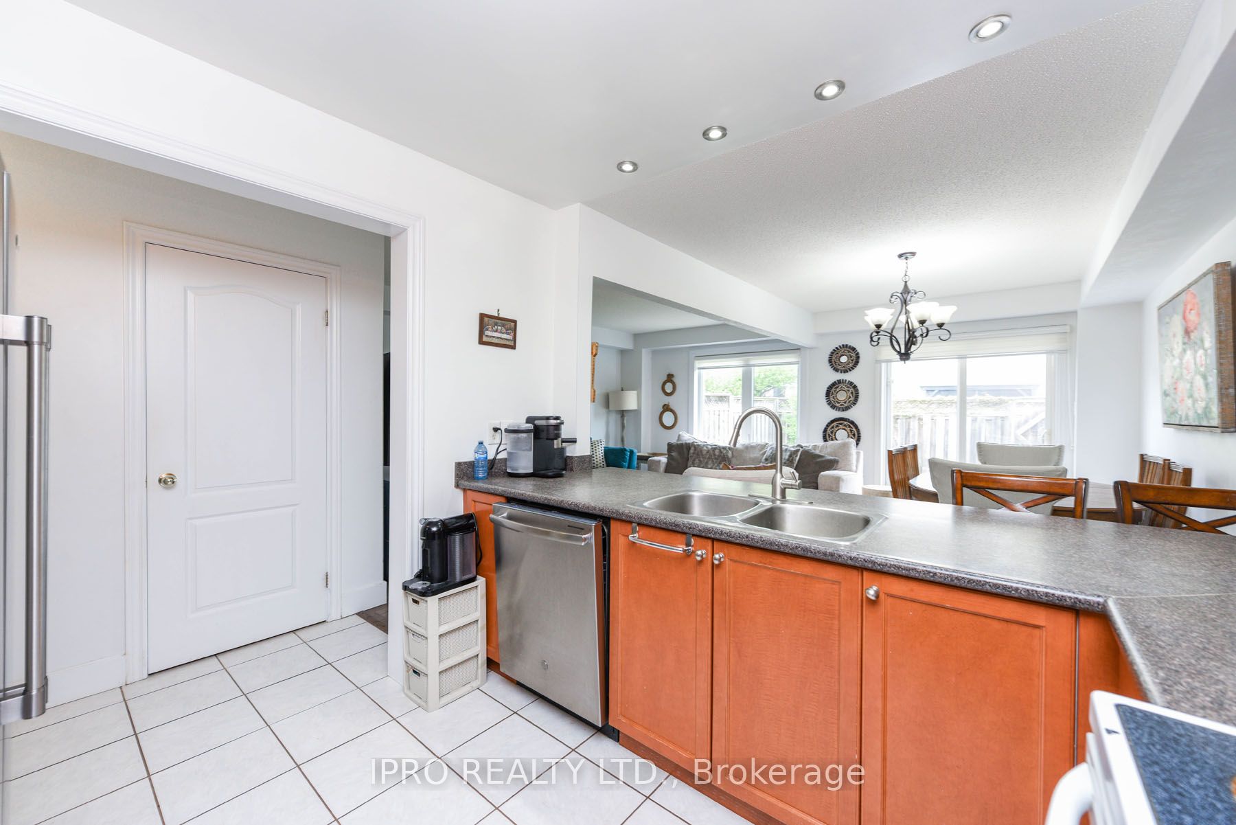 4055 Forest Run Avenue, #17