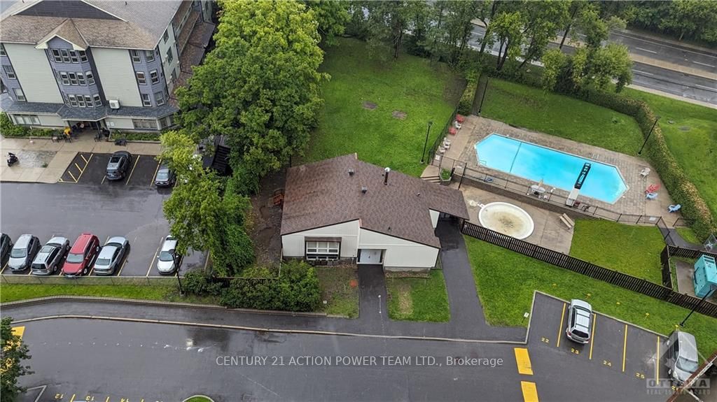 915 Elmsmere Road, #707