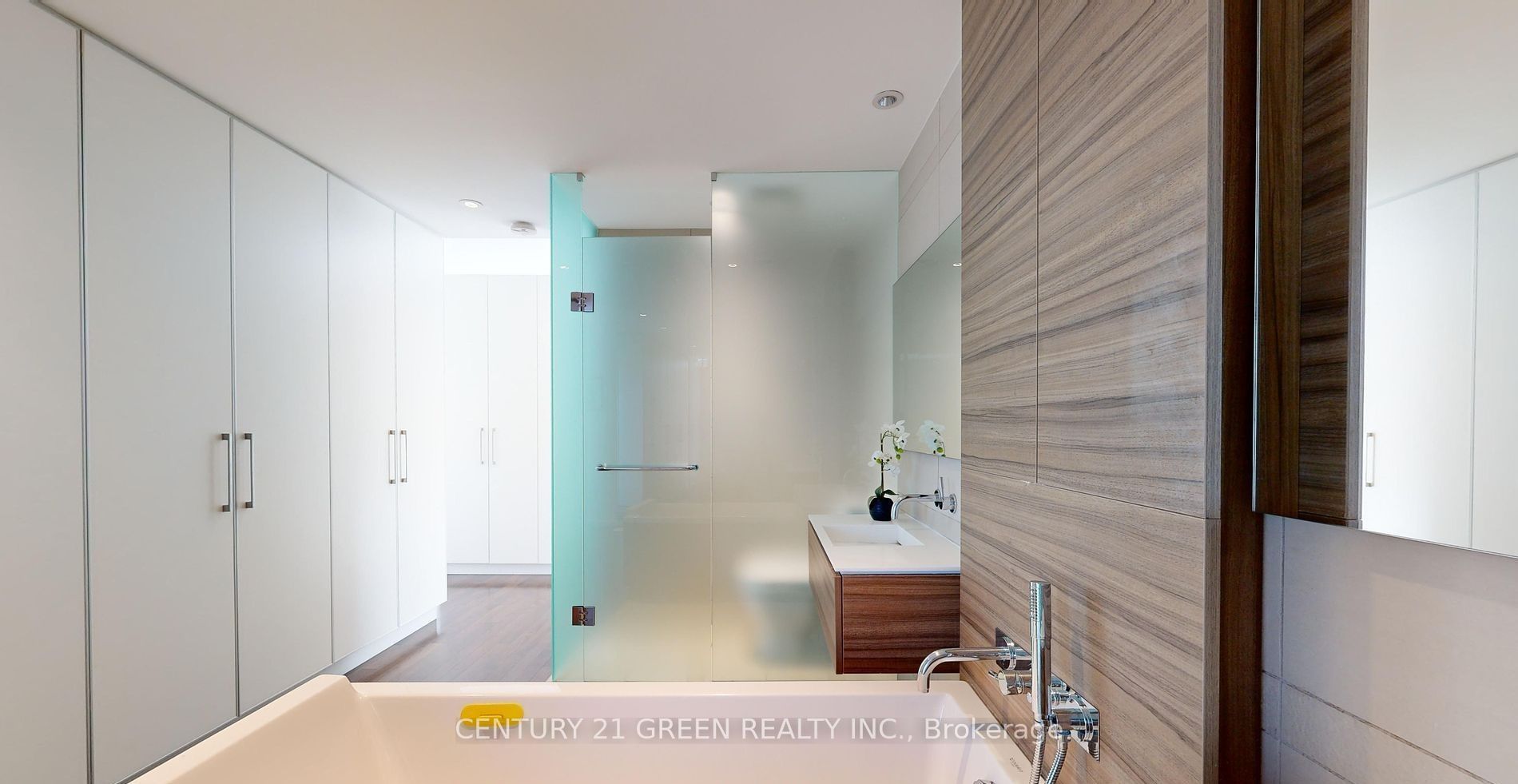 56 Lippincott Street, #8